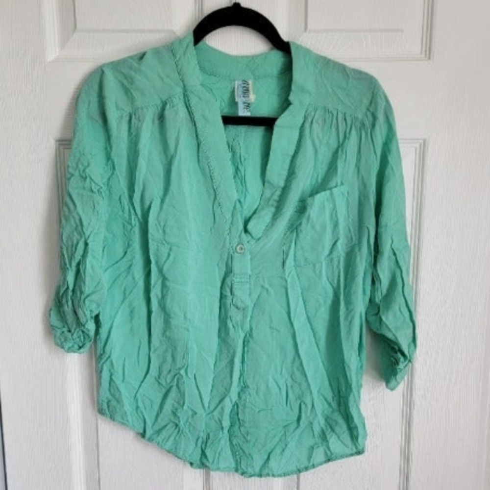 Aina Be Blouse - Medium